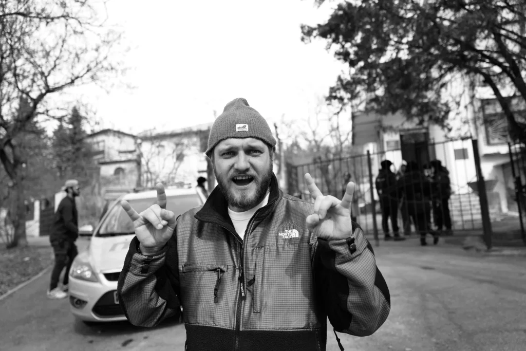 Тайное становится явным: смотрим седьмую серию сериала «Встать на ноги»