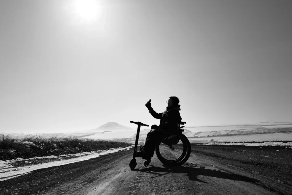 Насилию нет: смотрим пятую серию сериала «Встать на ноги»